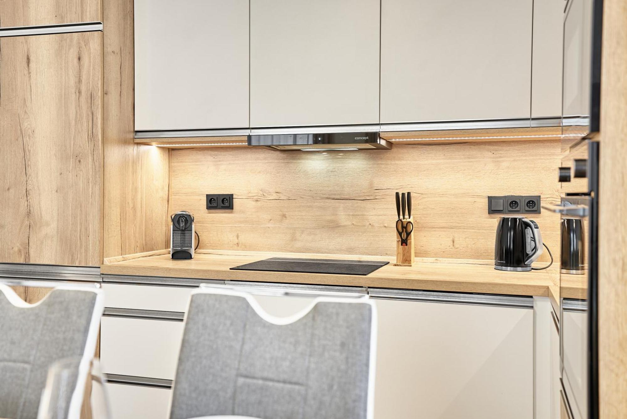 Moderně zařízený apartmán s garážovým stáním Loucná pod Klínovcem Exterior foto